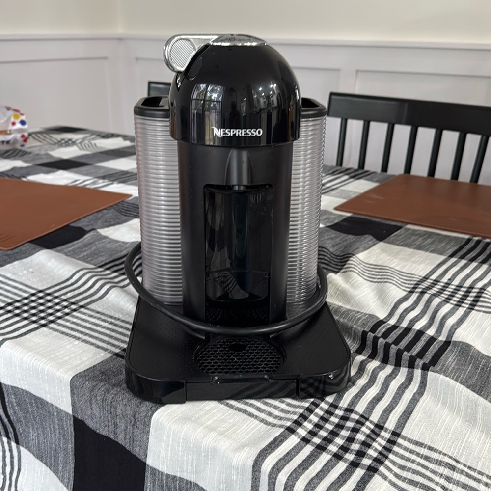 Nespresso’s espressos maker.  Like new condition.  Just descaled works great.